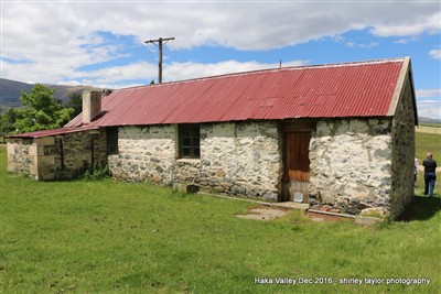 Haka Valley - Shirley Taylor pix