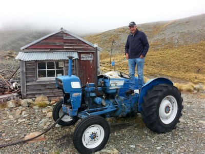 Awakino Ski field and Tin Hut - pix by Bill Barclay